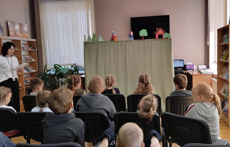Как петушок друзей искал